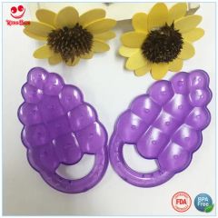 Water Filled Teether for Teething Baby Size Middle Type Teether Origin China Material EVA Model NO. YJ283 HS Code 3924100000 - Image 5