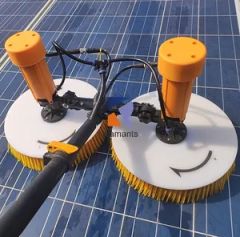 Compact Solar Panel Cleaning Brush with Battery Operated Functionality - Image 5
