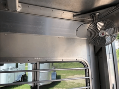 Two Horse Trailers / 2004 4 Star gooseneck - Image 4