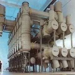 2POLES Outdoor SF6 Gas Circuit Breaker Phase 2 PAHSE Brand Havells Warranty 01 YR Material Porcelain Voltage CUSTOMIZED No. of Poles - Image 1