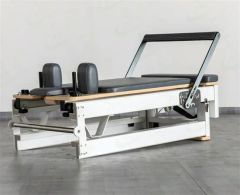 Yoga Studio Training Physiotherapy White Aluminum Alloy Lady Portable Folding Pilates Reformer Bed - Image 1