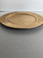 Elegant Round/Square Gilded Embossed Pattern Decorative Tableware with Wholesale Price - Image 3