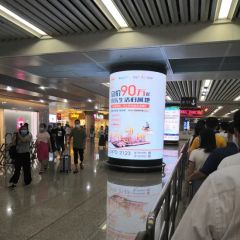 P2.5 Flexible LED Display Screen P3 Flexible LED Module Indoor Cylindrical Curve Around LED Screen - Shenzhen Sunex Technology Co., Limited