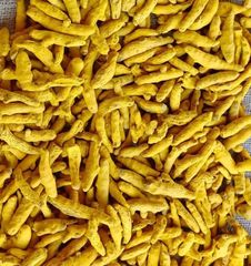 Quality Turmeric Spice For Traditional Recipes Food Manufacturing And Seasoning Applications With Strong Flavor - Image 3