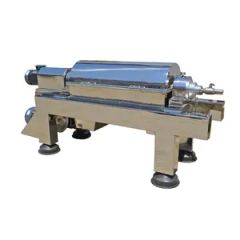 Automatic 3 Phase Sludge Dewatering Separation Decanter Centrifuge Machine - Xinxiang Cobro Tech Co., Ltd.