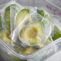 IQF Frozen Avocado 034 Halves - Image 1