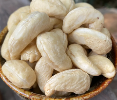 All Natural Walnut Kernel Dried Snack in Bulk Free From Gluten and GMO Healthy Picnic Food With Low MOQ Non-Spamle - Image 1