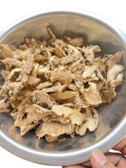 Selected Dried Ginger With Natural Taste And Fragrant Aroma For Cooking Baking Beverage Preparation And Herbal Product - Image 1