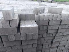 Fly Ash Bricks Color Grey Eco Friendly Yes Dimensions 9x4x3 Shape Rectangular Density 1895 kg/m3 Water Absorption 10% Size 9 in x 4 in x 3 - Image 1
