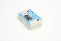 High-Efficiency PWM Solar Charge Controller for 12V/24V Applications - Image 3