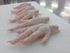 Frozen Chicken paws - Image 1