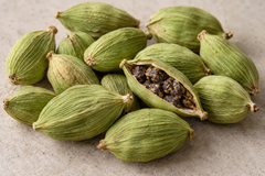 Green Cardamom south Indian - Image 2