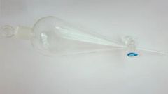 Pear-Shaped Glass Separatory Funnel 1544 CE ISO MOQ100 15D Origin China Trademark OEM Model NO. 1544 Material Glass HS Code 70179000 - Image 1