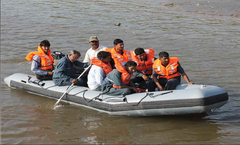 Gemini Boat Length 4.4 M Breadth 1.8 M Weight Light Weight Customer Indian Navy Durability Highly Durable Full load Capacity 10 - Image 1