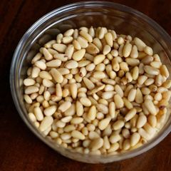High Quality Natural Pine Nuts Raw Dried Clean Kernels for Bakery Confectionery Cooking and Wholesale Buyers – product photo 5, product detail gallery
