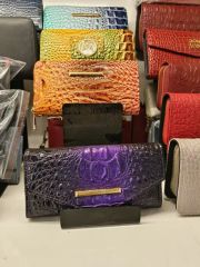 Croc - Embossed Colorful Wallet Women Wallet Origin China Gender Female Price USD_4-10 HS Code 420212 Closed Way Zipper Model NO. 25422-02 - Image 1