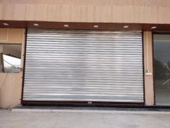 Remote Rolling Shutter Frequency 50 Hz Material Mild Steel Motor Capacity 300 kg Remote Type RF Remote Chromium Content - Image 2