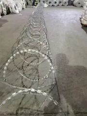 Concertina Wire Galvanizing Spiral Razor Wire Cross Each Other by Clips 730mm 960mm Diameter Blade Razor Coil - Image 6