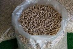 Wood Pellets din & end industral pellets Shape Stick Calories 4500 J Ash Content 0.5% Density 680 Kg/m³ Moisture Content 10% - Image 1