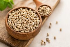 Premium Dried White Pepper - Image 2
