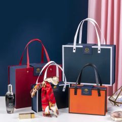 Wholesale Customized Deluxe Logo Bag Jewelry Perfume Shipping Flower Clothing Handle Insulated Mug Magnetic Shipping Gift Packagin - Yiwu Jialan Package Co., Ltd.