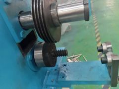 Double Side Pipe Screw Threading Machine - Image 2