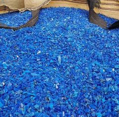 HDPE Blue Drum Regrind PET Material Recycled Plastic Scrap Natural Industrial Waste Bottle Molding Grade - Image 2