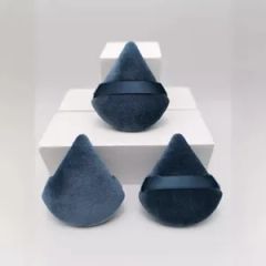 OEM Flocking Sponge Triangle Velvet Loose Powder Puff Sponge Origin China Trademark OEM Shape Triangle Size 70*61*10mm HS Code 69139000 - Image 4