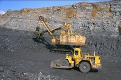 Thermal coal Shape Round/square Ash Content 28.28% Volatile Matter 21.36% Moisture Content 2.44% Max. Moisture (%) 2.44% - Image 4