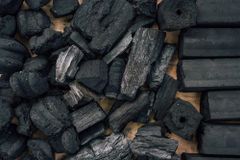 Fast Delivery Hardwood Charcoal Lump 100% Natural Premium Fuel For Strong Heat Output Clean Burning And 4 To 6 Hours Reliable Burning Ideal For Barbecue Buy Now Wholesale - Image 5
