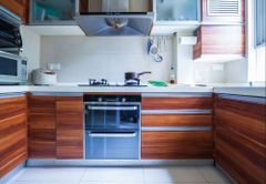 Matt Finish U Shape Wooden Modular Kitchen Finish Matte Material Wooden Kitchen Shape U Shape Counter Top Height 3 feet Price Range Rs - Image 1