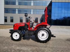 Powerful 704 Tractor with Air Conditioned Cabin - Image 2