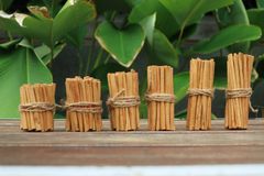 Cinnamon ABCD-Miscut-Broken - Image 2