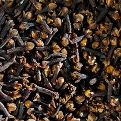 Sun Dried Natural Cloves Wholesale Cloves With Bold Size Strong Taste And Carefully Processed Harvest - Image 3