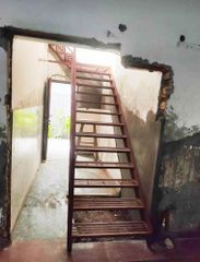 Front Brown Mild Steel Staircase Position Front Material Mild Steel Step Thickness 35 mm Usage/Application Home Surface Finish Powder - Image 2