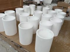 Extreme Temperature Alumina Crucible - High Purity Customizable for Laboratory Use - Image 2
