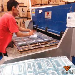 Hg-B100t Plastic Machine Plastic Die Cutting Machine - Image 1