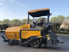 Road Machinery 1.8-4.5m Wheel Type Paver Road Asphalt Concrete Paver RP453L for Road Airport - Image 4