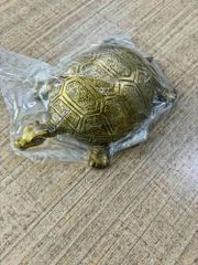 Brass Turtle Statues Weight 104gm Material Brass Color Gold Color Finishing Type Polished Usage/Application Decoration Country of Origin Made in - Image 2