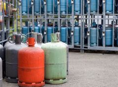 BIG load of gas bottles including 47kg and 15kg! - Image 1