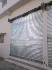 Manual Rolling Shutter Usage Shop Material Mild Steel Type Rolling Shutter Automation Grade Manual Surface Treatment Anodized - Image 3