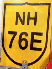 RCC Route Marker Sign Board Color yellow Material RCC Surface Finishing paint Country of Origin Made in India Usage/Application route markng - Image 1