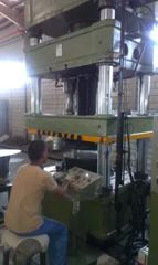 Four-Column Hydraulic Press Machine with Core Pressure Vessel Component Final Form Plate Welding - Image 2