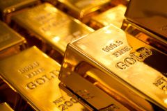 Pure Gold Bars For Collectors And Precious Metal Buyers Featuring Refined Appearance Clear Specifications - Image 2