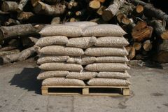 Wood Pellets 100% Natural Premium Fuel For Pellet Stoves Heating Systems Wholesale Supply and export worldwide - Image 1