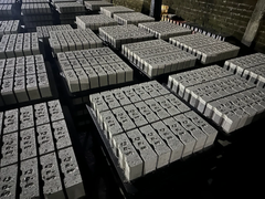 Fly Ash Bricks Finish Smooth Strength Superior Durability Durable Size 9 × 4.5 × 3 Inches Material Fly Ash And Cement Eco Friendliness - Image 8