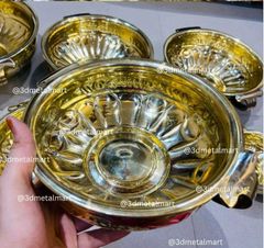 Round Polished Brass Urli Shape round Design round Color GOLDEN Capacity 700ml Finish Polished Brand 3dmetalmart Material Brass, - Image 10