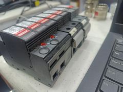 Search Protection Device Type SPD Warranty No Color Black Brand Phoenix Packaging Type Box Country Of Origin - Image 3