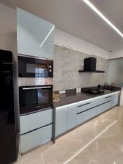 Acrylic Glass Kitchen Designing Service Texture Glossy Appearance Modern Maintenance Easy To Clean Kitchen Shape L Shaped - Image 2
