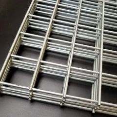 Galvanized Welded Wire Mesh for Garden Beds Origin China Color Silver Condition New Type Welded Mesh HS Code 73143900 Trademark DONGFU - Image 4
